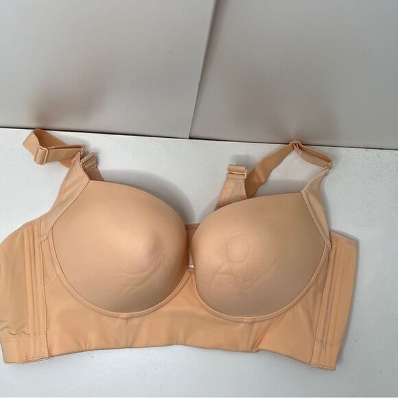 New 42DD Bra    - Picture 1 of 8